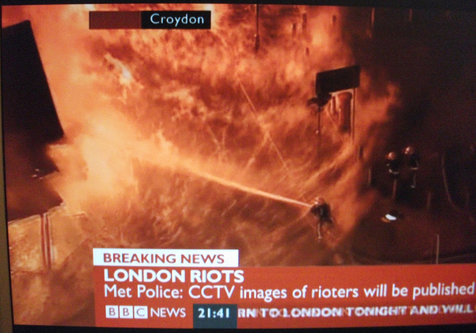 BBC on Croydon riots (Photo: Carlos62)