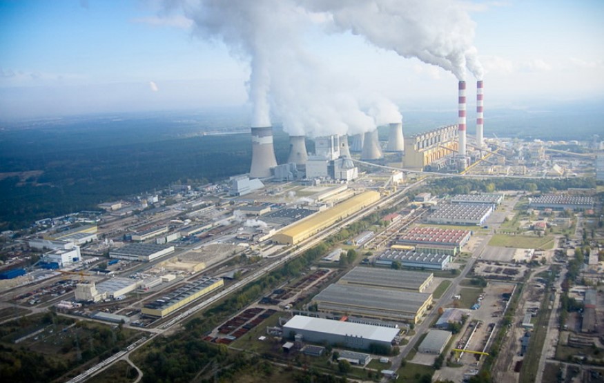 Coal power station Image Morgre Wikimedia Commons
