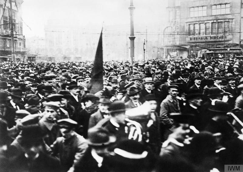 Germany at the End of the First World War Including Scenes of the German Revolution Image public domain