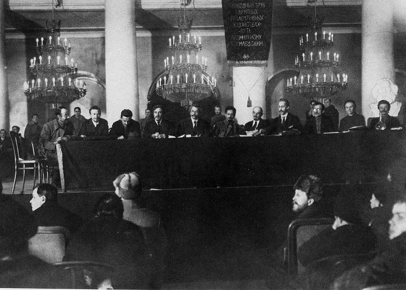 Lenin in Moscow 1918 Image public domain
