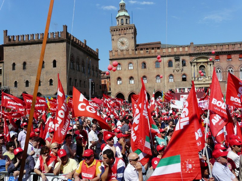 Demonstration in Bologna. Photo by CGIL.
