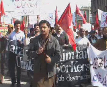 Pakistan: Unilever dismissed workers protest in Rahim Yar Khan