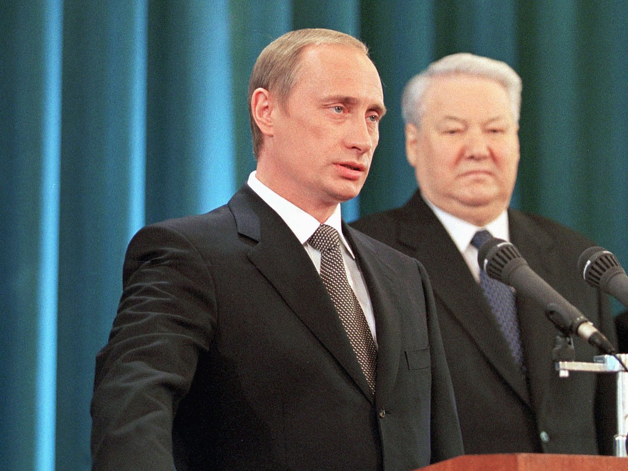 Vladimir Putin taking the Presidential Oath Image Presidential Press and Information Office