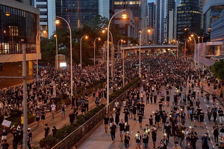 反送中運動必須升級至一場總罷工，並向中國勞工階級伸手，才能前進。 //圖片來源：Baycrest