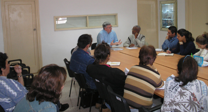 Cuban researchers meet Alan Woods