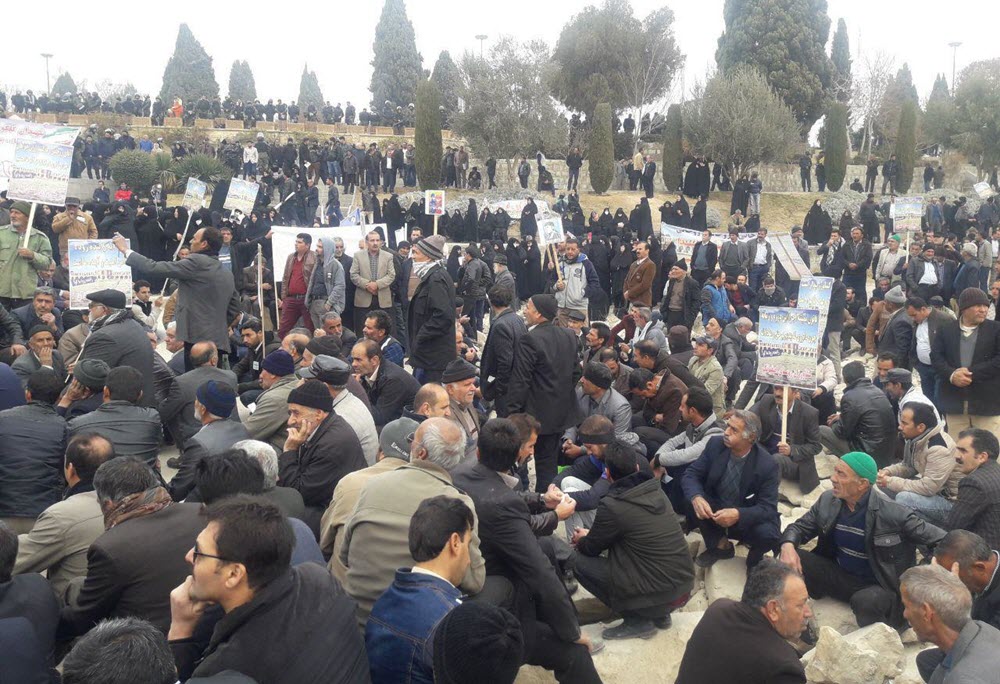 Iran Demonstrations of Farmers in Isfahan and Retirees in Tehran 3