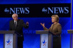 Sanders vs Clinton - ABC - Ida Mae Astute CC BY-ND 2.0
