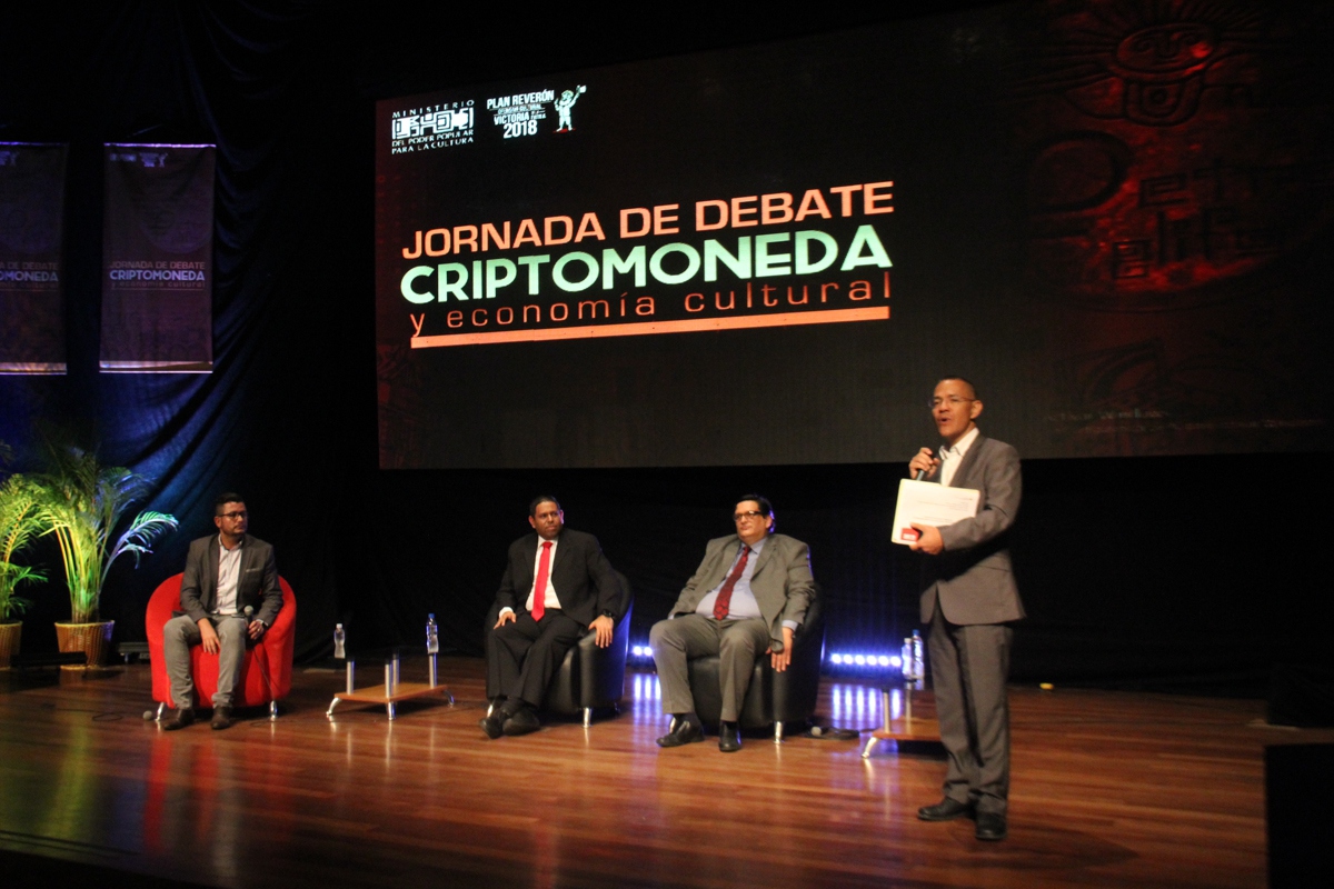 Culture Minister Ernesto Villegas speaking in a forum dedicated to cryptocurrencies Image Alexander Lourido Venezuelan Ministry for Culture